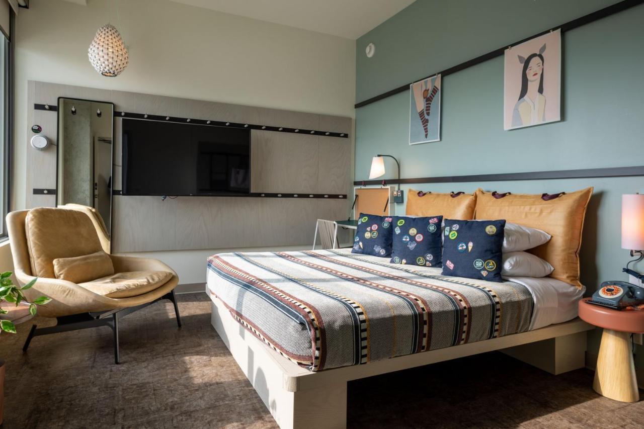 Moxy Portland Downtown Hotel Kültér fotó